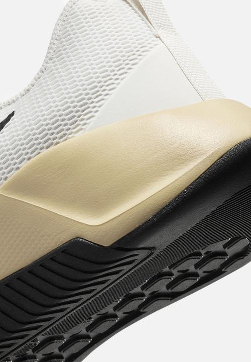 Nike - Nike MC Trainer 3