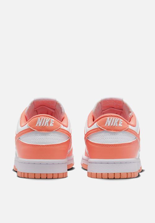 Nike - Dunk Low