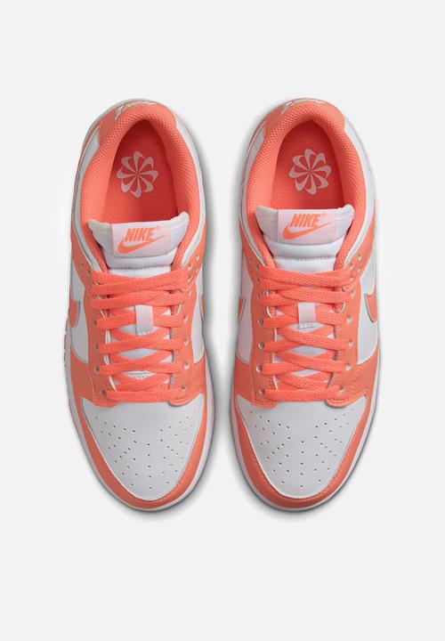 Nike - Dunk Low