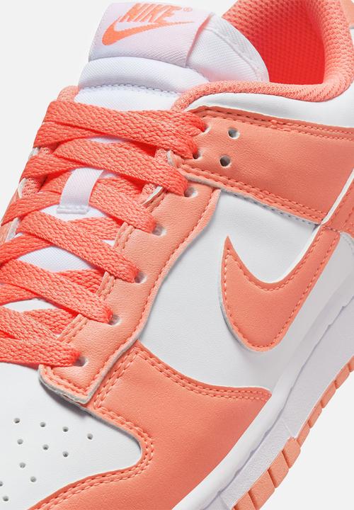 Nike - Dunk Low