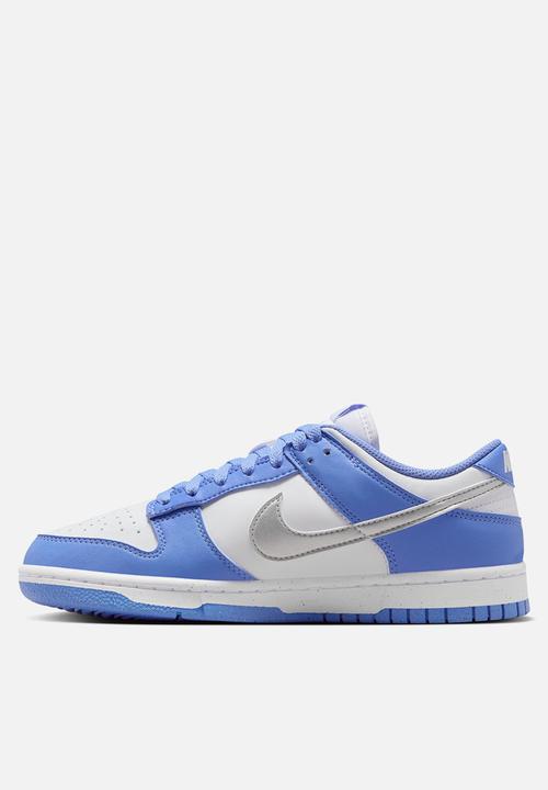 Nike - Dunk Low