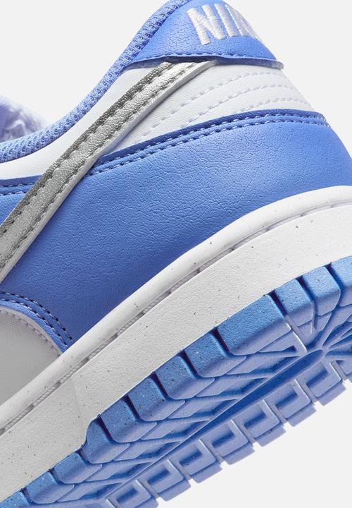 Nike - Dunk Low