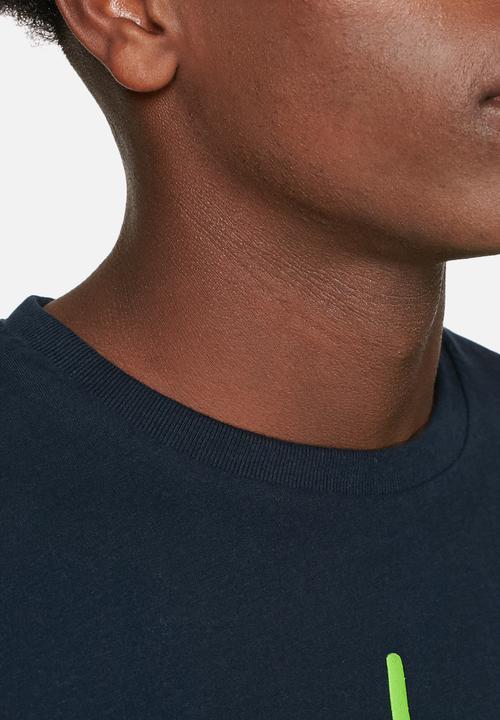 Superdry. - Fat Swoosh Reworked Classic Tee