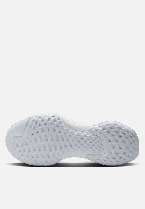 Nike - Nike Invincible 3