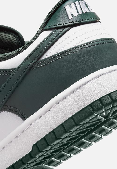 Nike - Dunk Low Retro