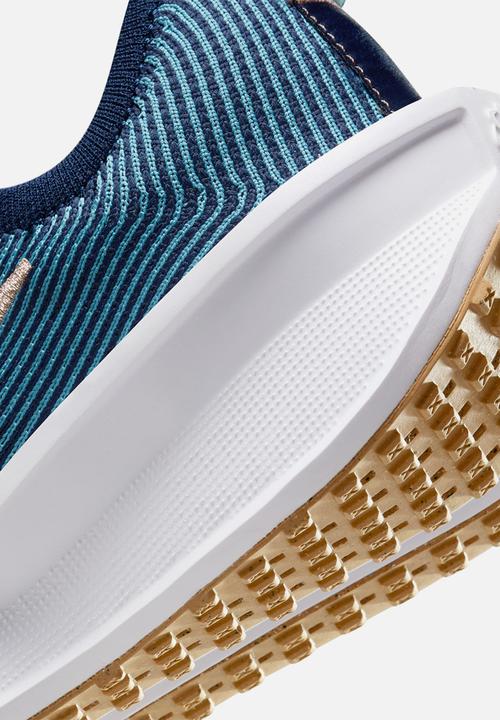 Nike - Nike Interact Run