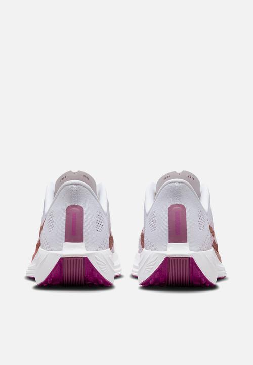 Nike - W pegasus plus 