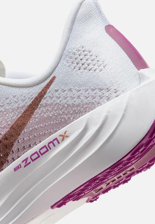 Nike - W pegasus plus 