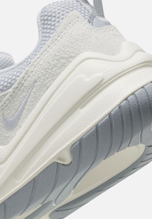 Nike - Nike Tech Hera