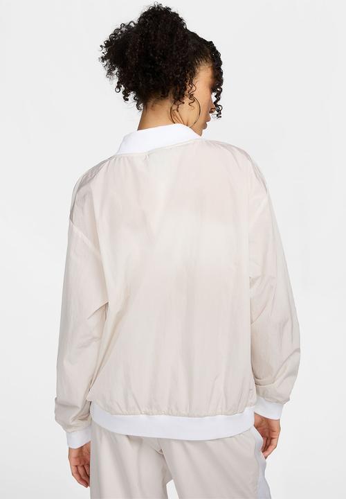 Nike - Nike Essential Woven UV Vneck Crew - Lt Orewood Brn/White