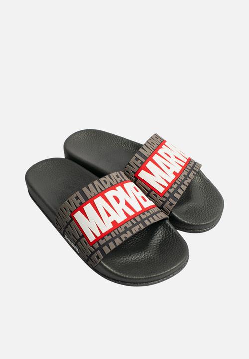 Character Group - Marvel pool sliders - black