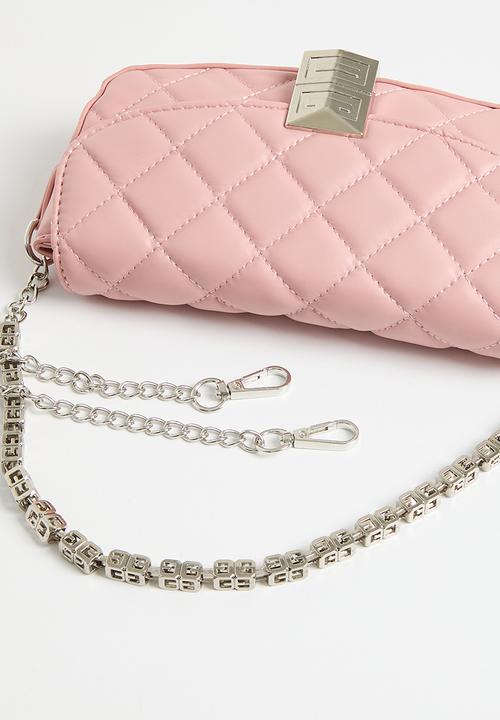 boohoo - Quilted Oval Shape Cross Body Bag - Pink