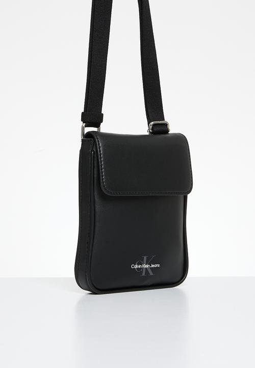 Calvin Klein - Monogram Soft Phone Cb W/Gusset - Black