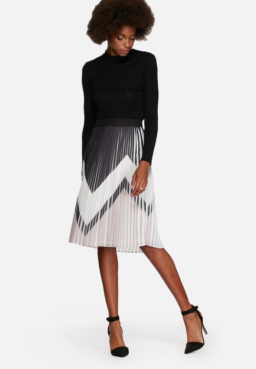 Y.A.S - Zaggy pleated skirt