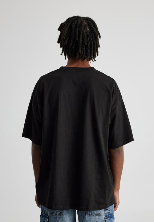 Factorie - Oversized Music Merch T Shirt - Lcn Bra Black/Tupac Looking Up