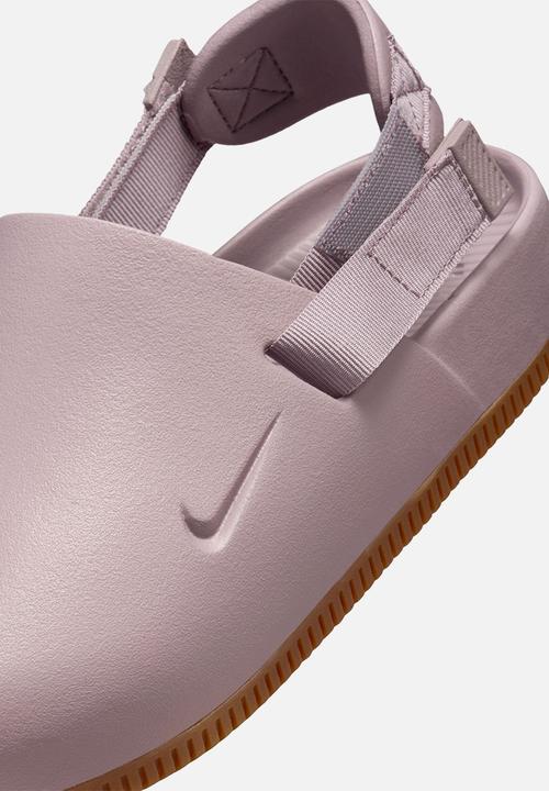 Nike - Nike Calm
