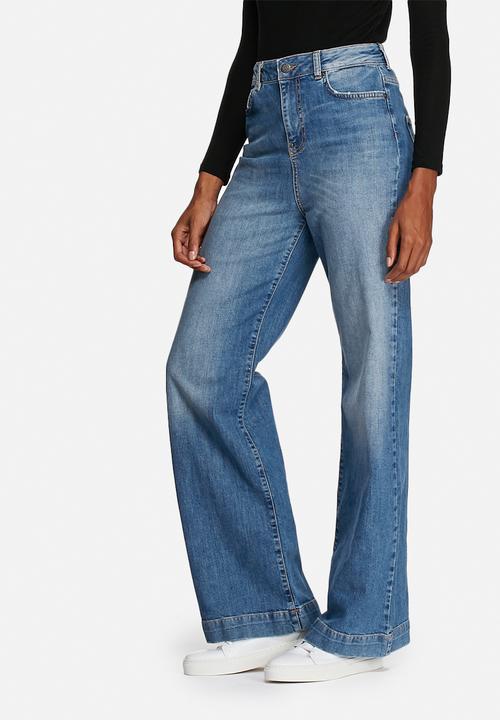 Noisy May - Ellen Flare Jeans
