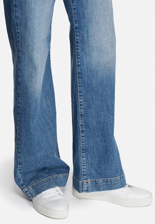 Noisy May - Ellen Flare Jeans