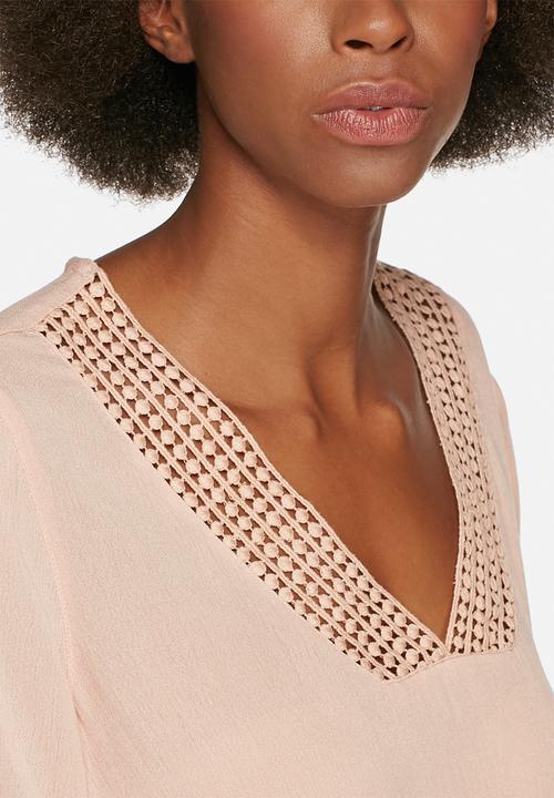 Jacqueline de Yong - Regard Lace Top