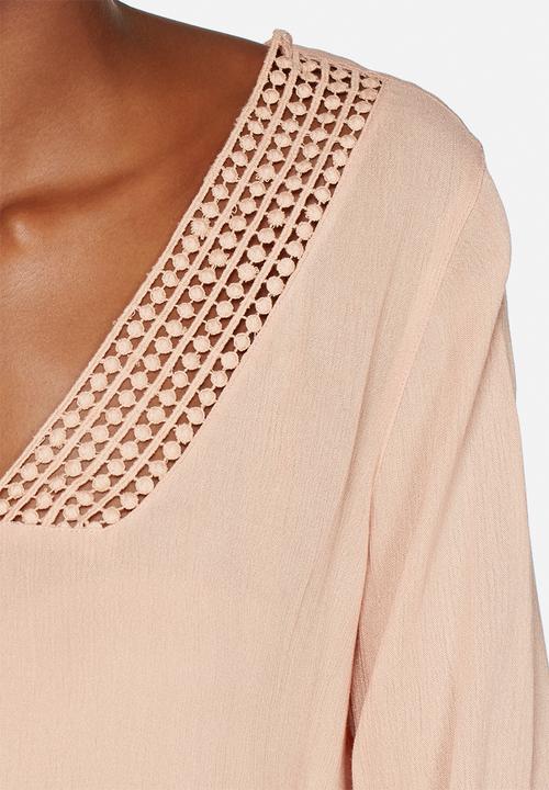 Jacqueline de Yong - Regard Lace Top