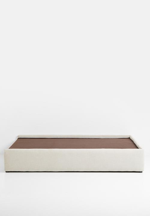 Sixth Floor - Sabie Bed Base-linen