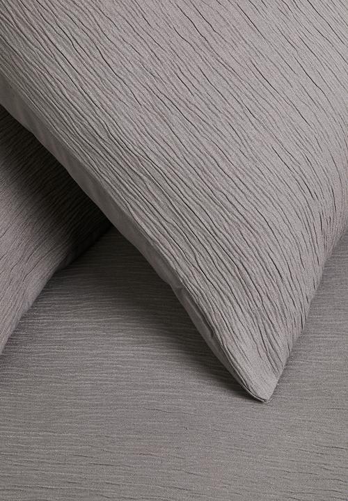 Sixth Floor - Crinkle Duvet Set