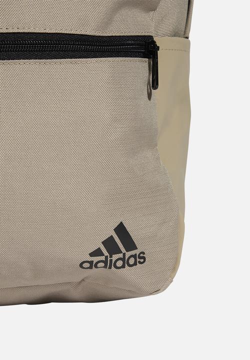 adidas Performance - Classic Horizontal 3-Stripes