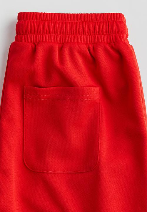 H&M - Mesh basketball shorts - bright red