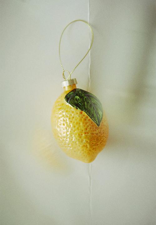 H&M - Christmas decoration - Yellow Lemon