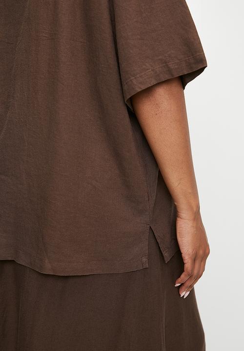 Cotton On - Plus Haven Short Sleeve Shirt - Chocolate
