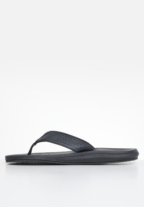 Hush Puppies - Strut - navy