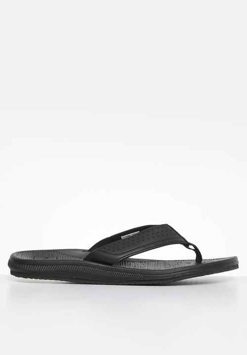 Hush Puppies - Strut - black