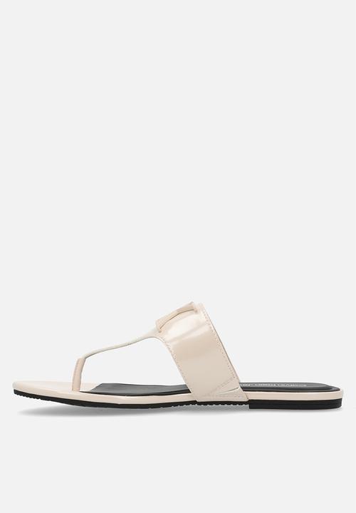 Calvin Klein - T-bar sandal - whisper pink