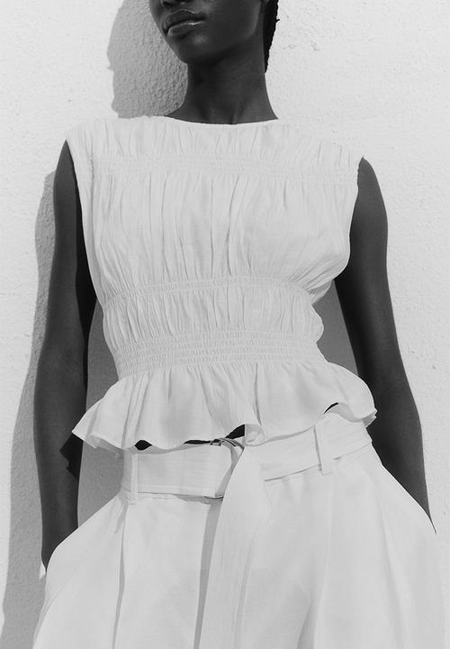 H&M - Smocked top - cream
