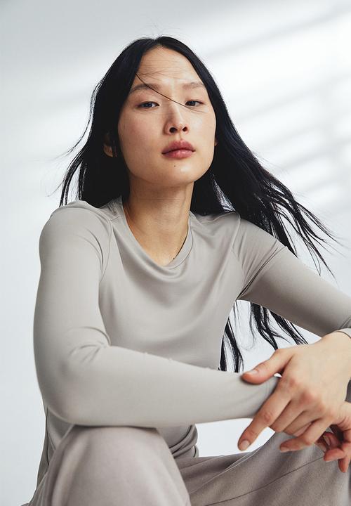 H&M - Long-sleeved microfibre top - greige