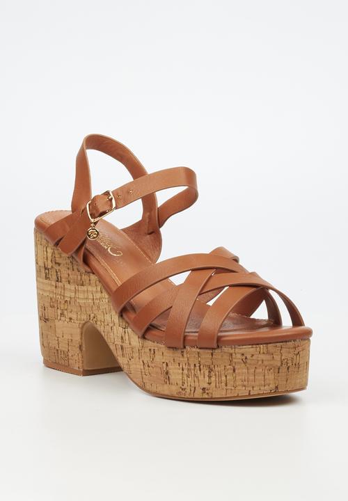 Miss Black - Honey 2 block heel - tan