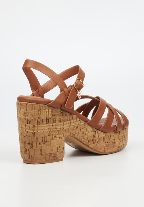 Miss Black - Honey 2 block heel - tan