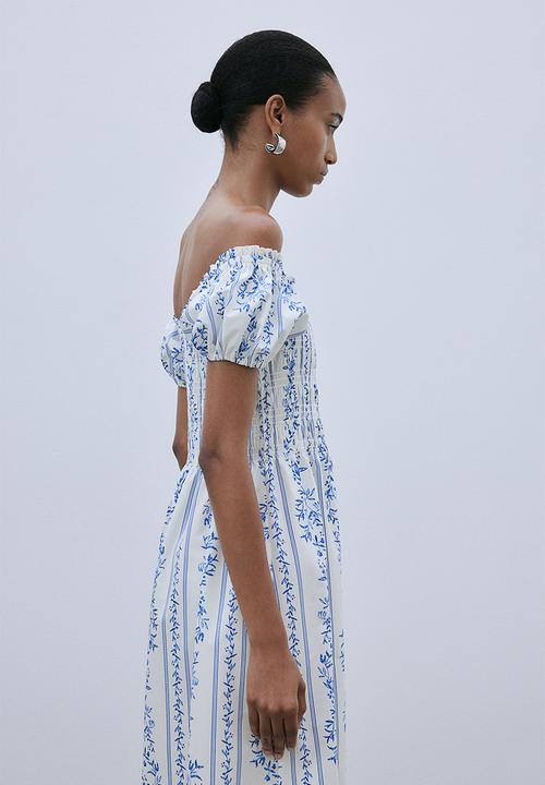 H&M - Off-the-shoulder poplin dress - white & blue floral