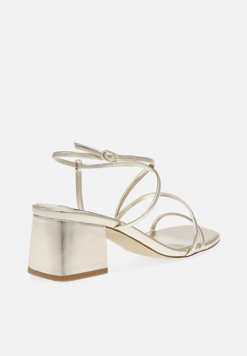 Steve Madden - Remmi block heel - gold