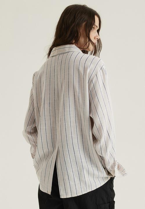 H&M - Linen-blend shirt - light beige striped