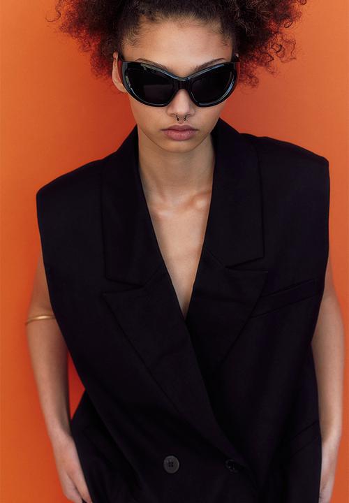 H&M - Sleeveless blazer - black