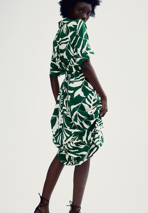 H&M - Tie-belt shirt dress - green patterned 