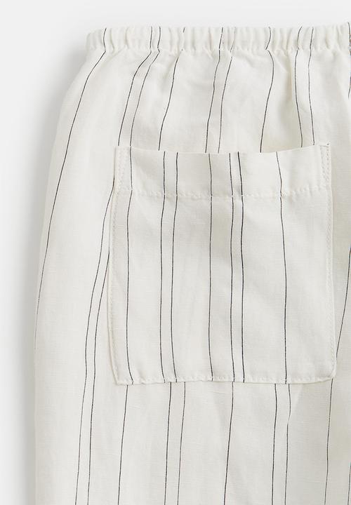 H&M - Linen-blend trousers - cream & pinstriped 