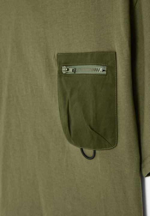 Pop Candy - Zip pocket tee - olive green