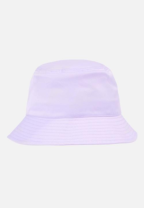 Calvin Klein - Monogram embro bucket hat - pastel lilac