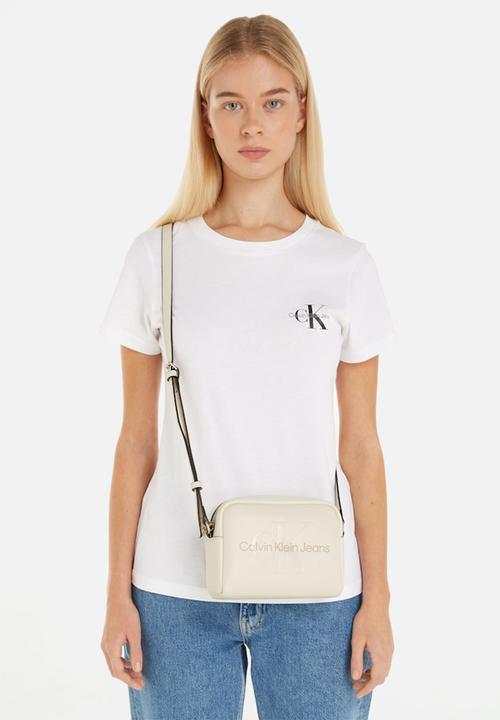 Calvin Klein - Scuplted shoulder bag - eggshell