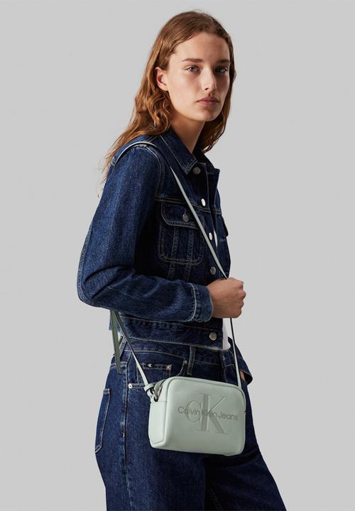 Calvin Klein - Scuplted camera bag - cameo green