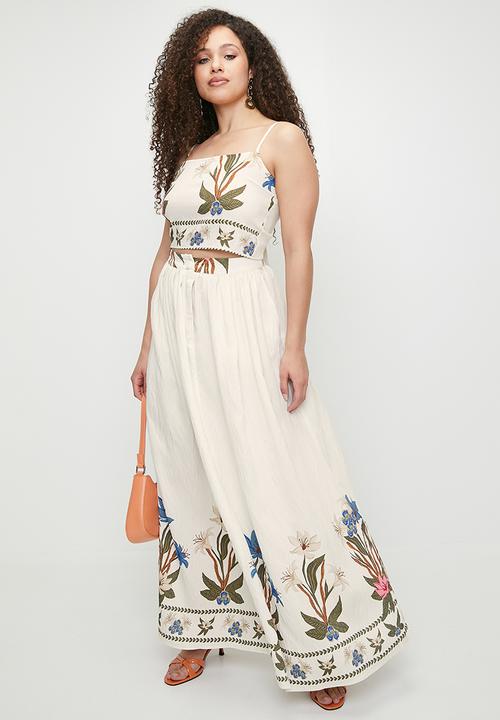 MILLA - Co-ord built up strappy shell - delicate botanical double border