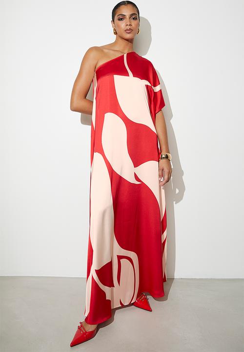VELVET - Printed Asym Satin Kaftan - Red Macro Geo