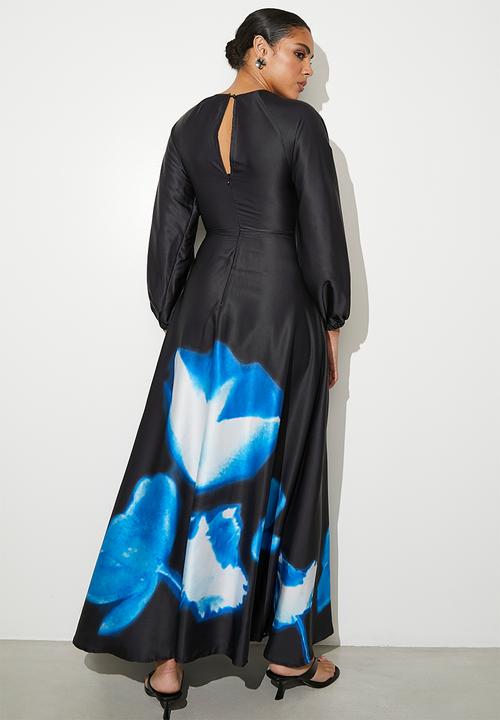 VELVET - Balloon sleeve statement dress with high slit - black abstract